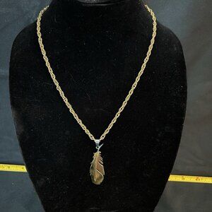 Karis Women Yellow Gold Tone Necklace With Feather Pendant Sz 20”